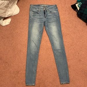 American Eagle Mid Rise Jegging